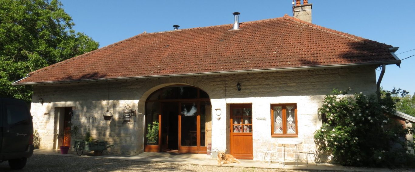 Notre Maison d'hôtes Che Val d'Amour maison d'hôtes, jura, gite de groupe, che val d'amour, Arbois, nature, forêt, famille, ecleux